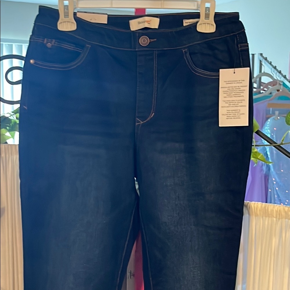 Skinnygirl Blue Straight Leg Jeans Modern Style